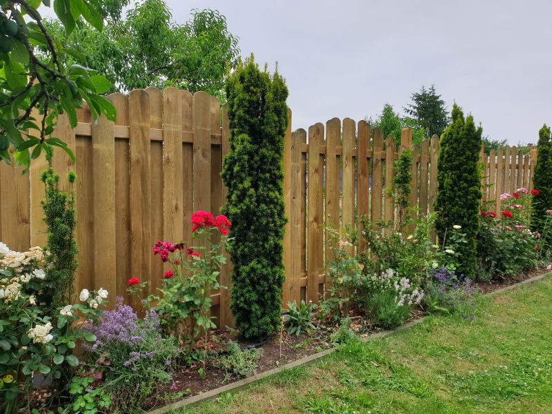 Shadowbox Fence Installation in Sacramento, CA