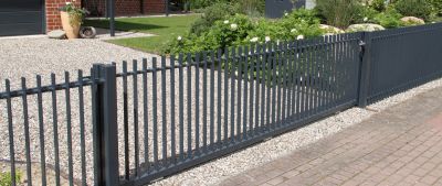 Steel Fence Replacement in Pearland, TX